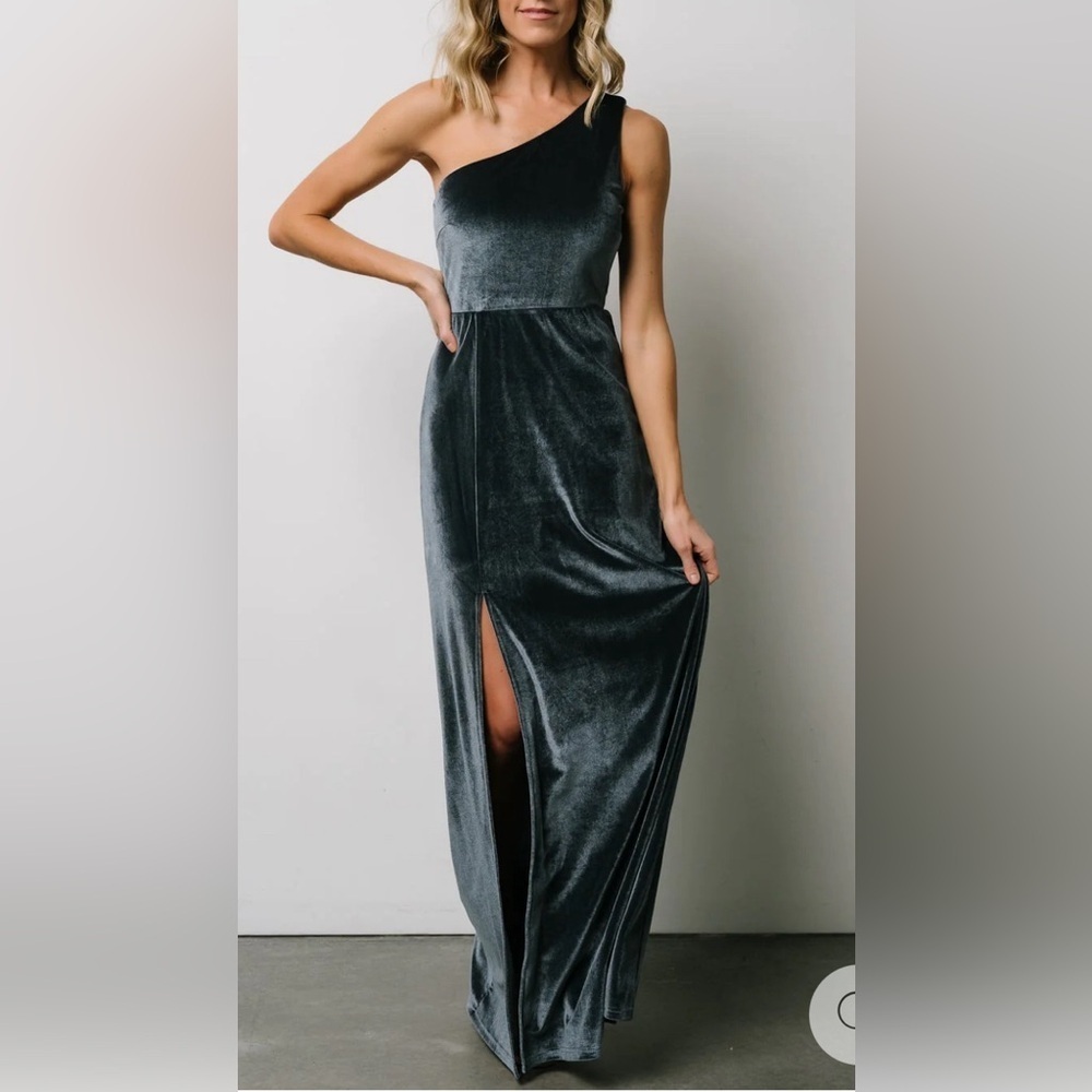 Baltic Born Dress XL Tatiana Velvet One Shoulder Maxi Dress